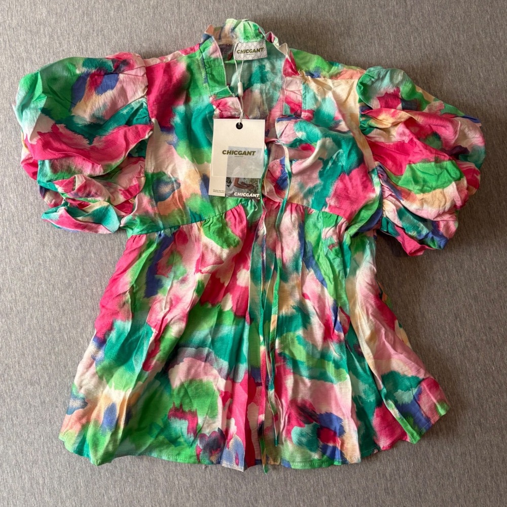 CHICGANT Watercolor Abstract Puff Sleeve Babydoll Blouse Tie Front